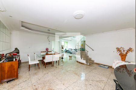 Sala 1 de casa à venda com 4 quartos, 460m² em Padre Eustáquio, Belo Horizonte