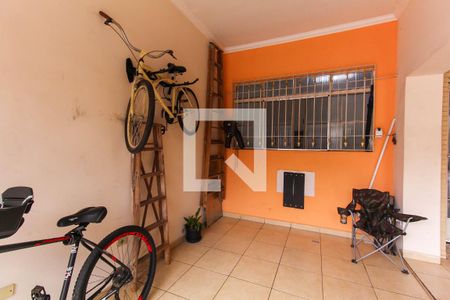 Casa à venda com 135m², 3 quartos e 1 vaga Casa à venda com 135m², 3 quartos e 1 vagaGaragem