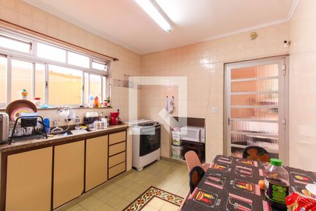 Casa à venda com 135m², 3 quartos e 1 vaga Casa à venda com 135m², 3 quartos e 1 vagaCozinha