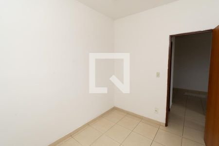 Quarto 2 de apartamento para alugar com 2 quartos, 48m² em Centro, Contagem