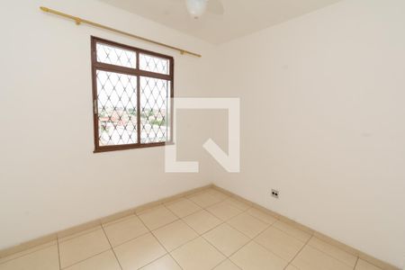 Quarto 1 de apartamento para alugar com 2 quartos, 48m² em Centro, Contagem