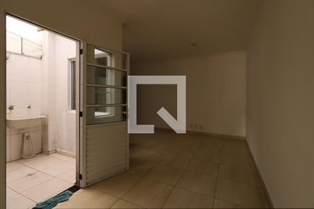 Sala de apartamento para alugar com 2 quartos, 45m² em Vila Lutécia, Santo André