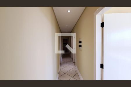 Corredor de apartamento à venda com 4 quartos, 197m² em Centro, Jundiaí