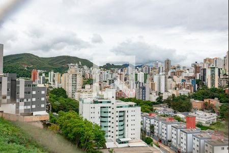 Sala de apartamento para alugar com 2 quartos, 90m² em Estoril, Belo Horizonte