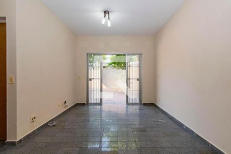 Apartamento à venda com 2 quartos, 117m² em Vila Amélia, São Paulo