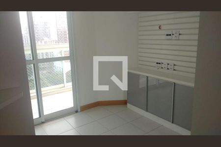 Apartamento à venda com 4 quartos, 142m² em Icaraí, Niterói