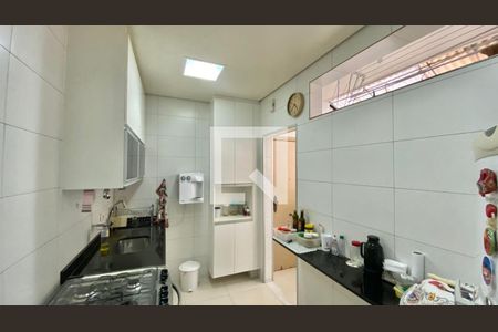 Cozinha de apartamento à venda com 3 quartos, 90m² em Gutierrez, Belo Horizonte