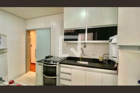 Cozinha de apartamento à venda com 3 quartos, 90m² em Gutierrez, Belo Horizonte