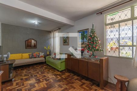 sala de casa à venda com 4 quartos, 300m² em Alípio de Melo, Belo Horizonte