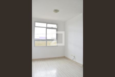 Sala de apartamento para alugar com 2 quartos, 51m² em Sítio Cercado, Curitiba