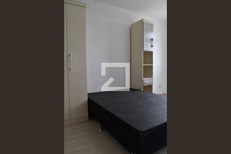 Quarto 1 de apartamento para alugar com 2 quartos, 51m² em Sítio Cercado, Curitiba