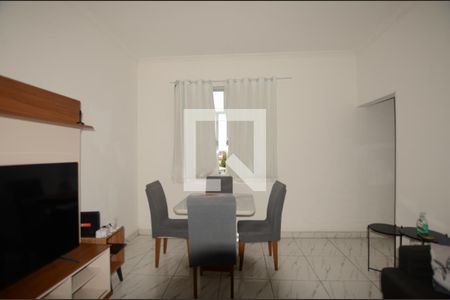 Sala de apartamento para alugar com 3 quartos, 70m² em Osvaldo Cruz, Rio de Janeiro