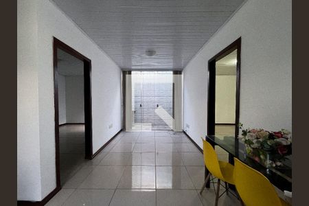 Casa para alugar com 2 quartos, 80m² em Scharlau, São Leopoldo