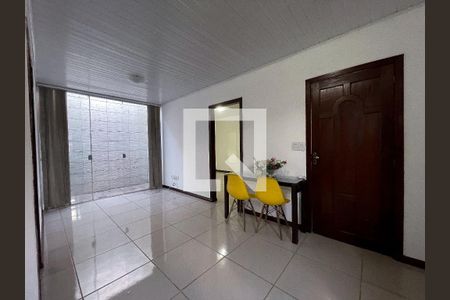 Casa para alugar com 2 quartos, 80m² em Scharlau, São Leopoldo