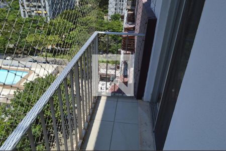 Varanda  de apartamento para alugar com 2 quartos, 58m² em Barra da Tijuca, Rio de Janeiro