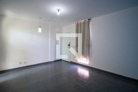 Sala de apartamento para alugar com 2 quartos, 65m² em Jardim Saira, Sorocaba