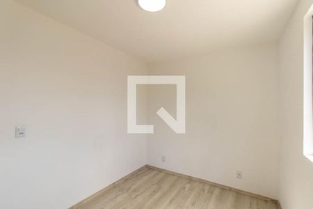 Quarto 2 de apartamento para alugar com 2 quartos, 56m² em Boqueirão, Curitiba