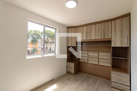 Quarto 1 de apartamento para alugar com 2 quartos, 56m² em Boqueirão, Curitiba