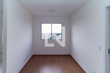 Sala de apartamento para alugar com 2 quartos, 38m² em Vila Ema, São Paulo