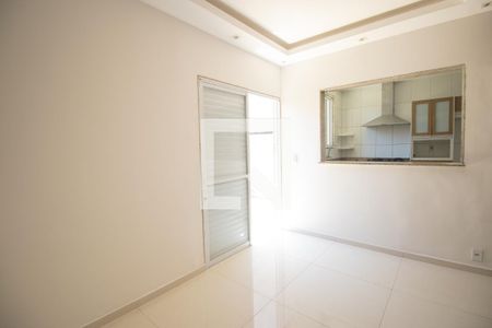 Sala de casa para alugar com 2 quartos, 130m² em Centro, São Gonçalo