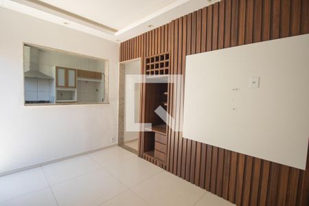 Sala de casa para alugar com 2 quartos, 130m² em Centro, São Gonçalo