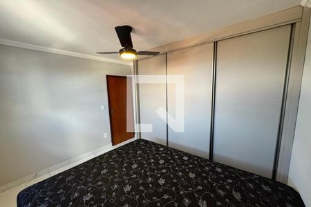 Dormitório 01 de apartamento para alugar com 2 quartos, 45m² em Campos Elísios, Ribeirão Preto