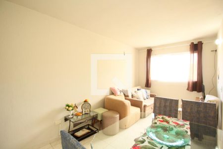 Sala de apartamento para alugar com 3 quartos, 65m² em Parque Pinheiros, Taboão da Serra