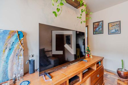 Sala de apartamento à venda com 2 quartos, 50m² em Santo Antônio, Porto Alegre