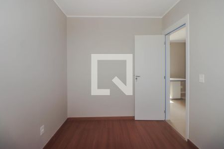 Quarto 2 de apartamento para alugar com 2 quartos, 40m² em Parque Santa Fé, Porto Alegre