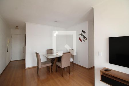 Sala de apartamento à venda com 3 quartos, 70m² em Vila Carbone, São Paulo