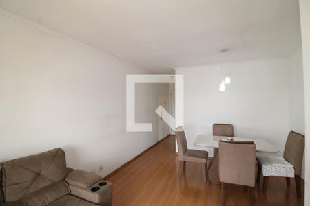 Sala de apartamento à venda com 3 quartos, 70m² em Vila Carbone, São Paulo