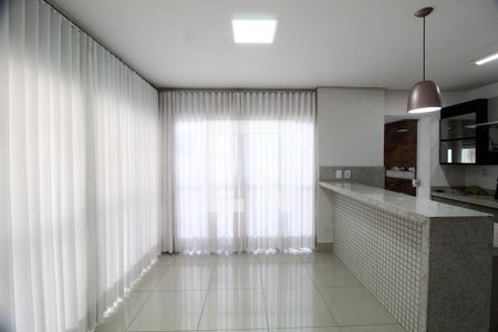 Sala de casa de condomínio para alugar com 3 quartos, 150m² em Granja Marileusa, Uberlândia