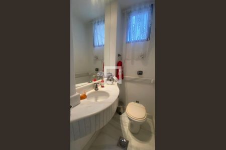 Sala 1 de apartamento à venda com 4 quartos, 240m² em Belvedere, Belo Horizonte