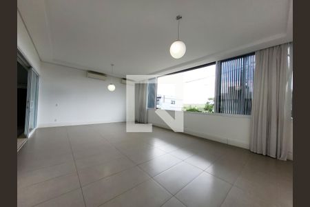 Sala de casa de condomínio à venda com 3 quartos, 350m² em Residencial Parque dos Alecrins, Campinas