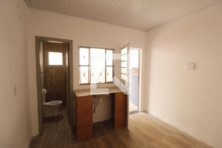 Sala/ Cozinha  de kitnet/studio para alugar com 1 quarto, 29m² em Formoza, Alvorada