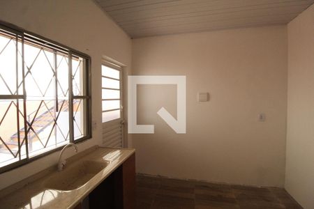 Sala/ Cozinha  de kitnet/studio para alugar com 1 quarto, 29m² em Formoza, Alvorada