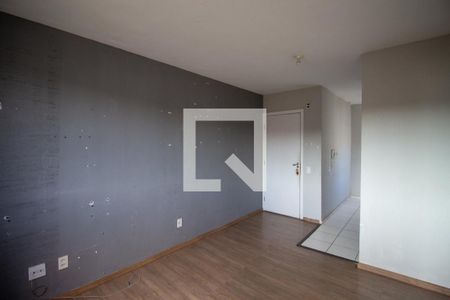 Sala de apartamento para alugar com 2 quartos, 47m² em Jardim das Oliveiras, Itaquaquecetuba