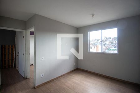 Sala de apartamento para alugar com 2 quartos, 47m² em Jardim das Oliveiras, Itaquaquecetuba