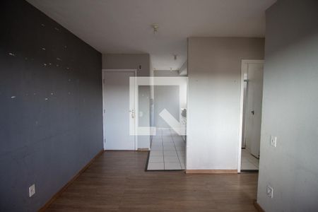 Sala de apartamento para alugar com 2 quartos, 47m² em Jardim das Oliveiras, Itaquaquecetuba