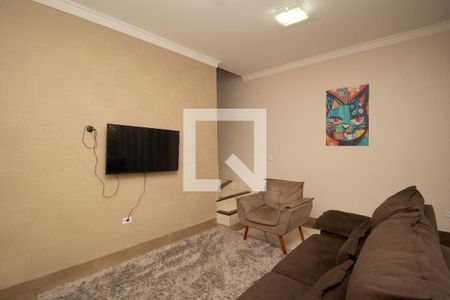 Sala de apartamento para alugar com 2 quartos, 240m² em Vila Serralheiro, São Paulo