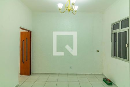 Sala de casa para alugar com 2 quartos, 200m² em São Judas, São Paulo