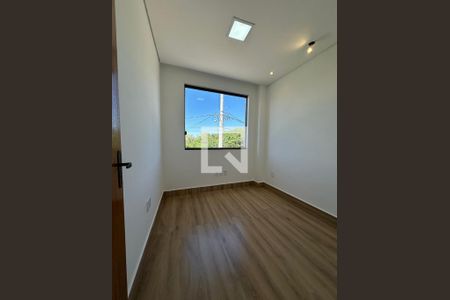 Quarto de casa para alugar com 4 quartos, 150m² em Vila Universal, Betim