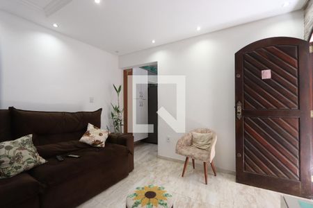 Sala de casa para alugar com 2 quartos, 23m² em Jardim Ana Rosa, São Paulo