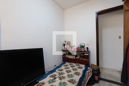 Quarto 2 de casa para alugar com 2 quartos, 23m² em Jardim Ana Rosa, São Paulo