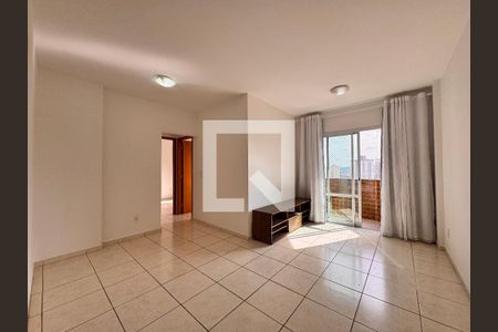 Sala de apartamento para alugar com 2 quartos, 65m² em Vila Pires, Santo André