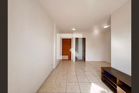 Sala de apartamento para alugar com 2 quartos, 65m² em Vila Pires, Santo André