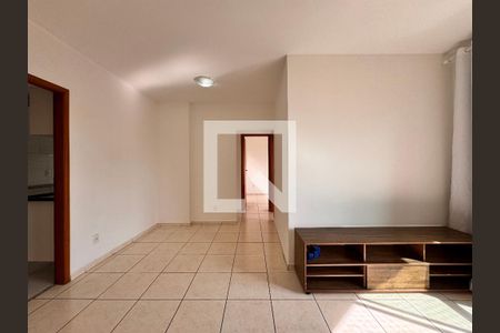 Sala de apartamento para alugar com 2 quartos, 65m² em Vila Pires, Santo André