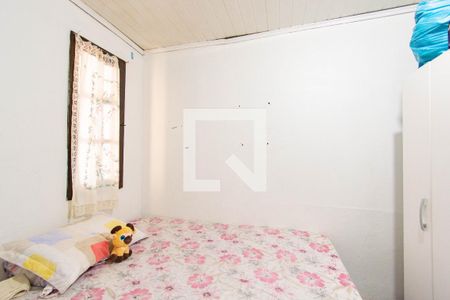 Quarto 2 de casa à venda com 4 quartos, 130m² em Guajuviras, Canoas