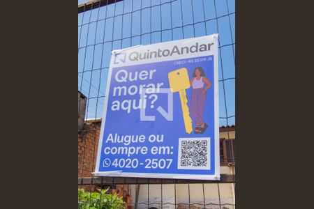 Casa à venda com 130m², 4 quartos e 4 vagas Casa à venda com 130m², 4 quartos e 4 vagasPlaca