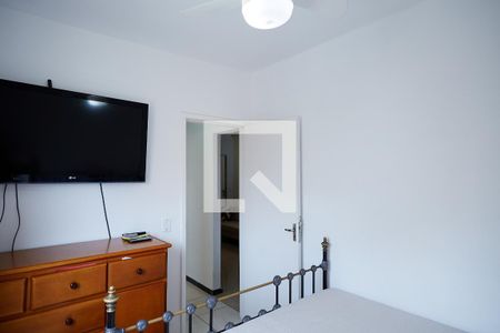 Quarto 01 de apartamento à venda com 2 quartos, 47m² em Santa Cruz, Belo Horizonte